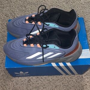 Adidas Ozelia Sneakers Size 9